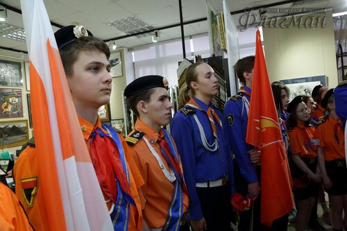 Открытие выставки работ  художника-иллюстратора Евгении Ивановны Стерлиговой YE1A0539